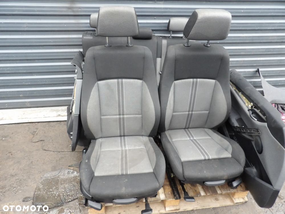 BMW - E84,X1 - FOTELE , KANAPA , BOCZKI - KOMPLET - 1