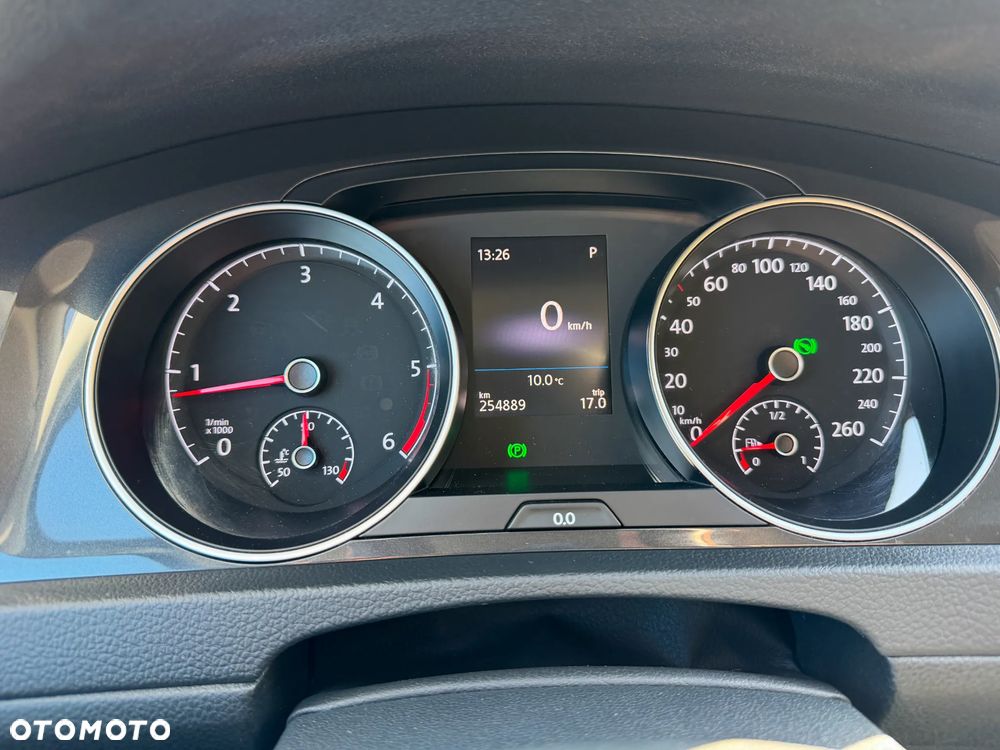 Volkswagen Golf - 14