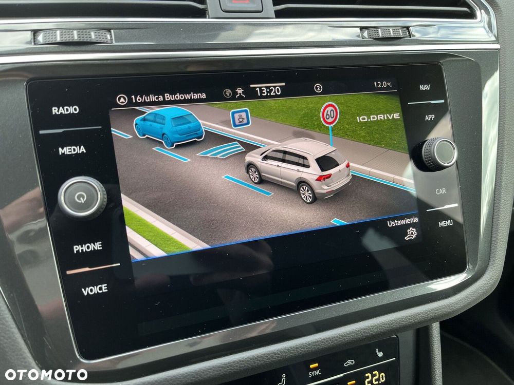 Volkswagen Tiguan - 25
