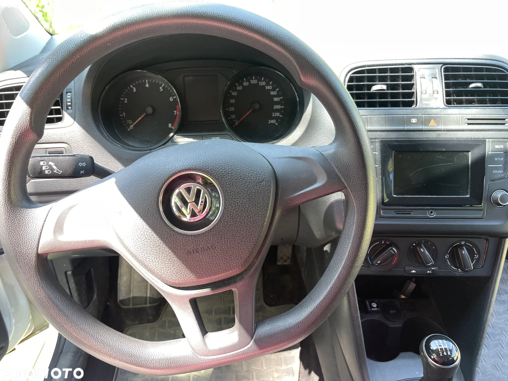 Volkswagen Polo 1.0 Trendline - 10