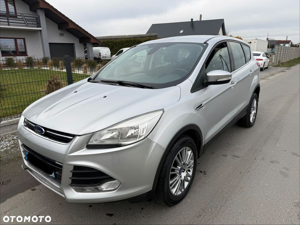 Ford Kuga 2.0 TDCi 2x4 Champions Edition - 2