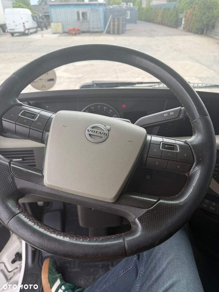 Volvo 460 TC - 6