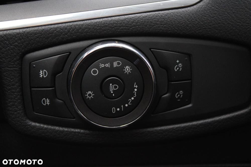Ford Galaxy - 12