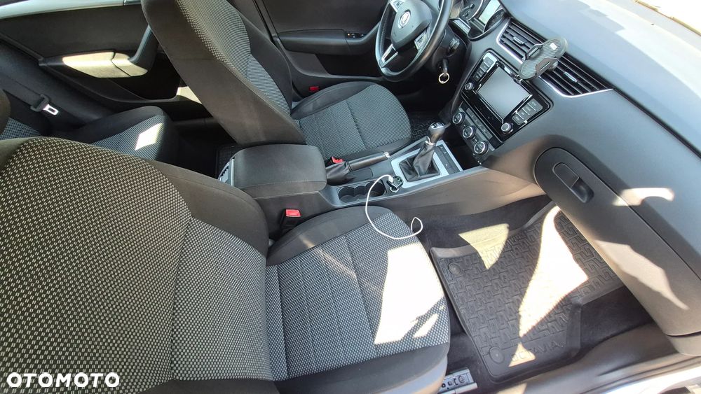 Skoda Octavia 1.6 TDI Joy - 6