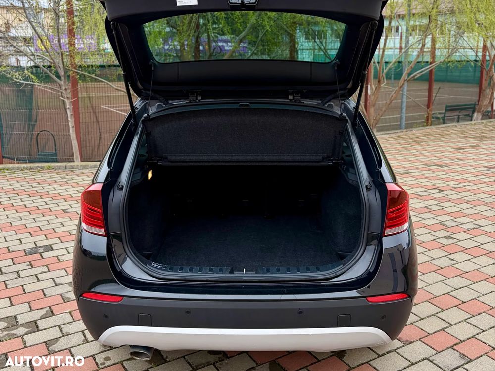 BMW X1 xDrive18d - 28