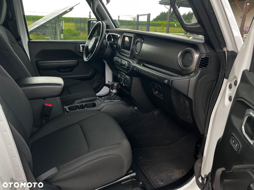 Jeep Wrangler Unlimited GME 2.0 Turbo Freedom - 19