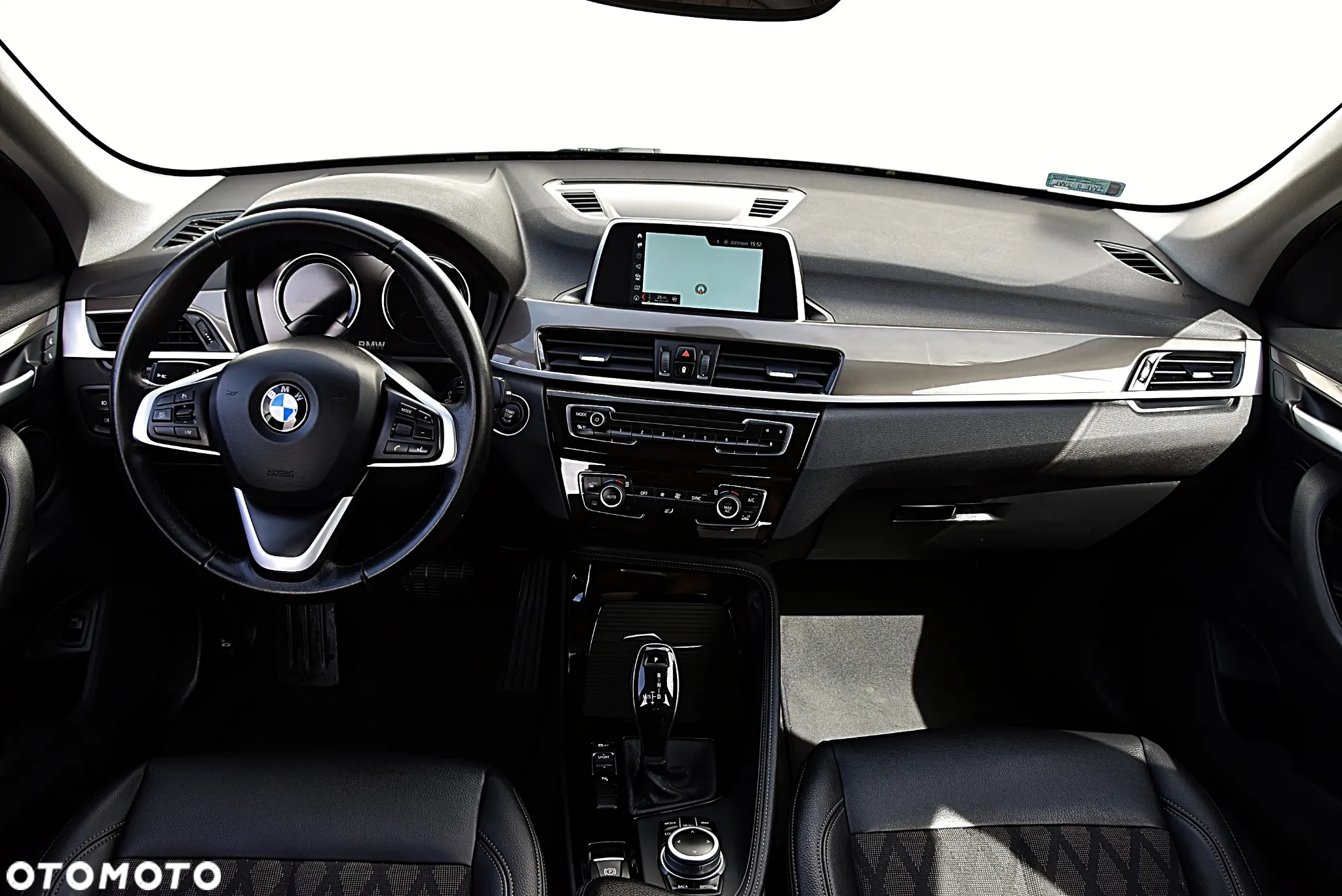 BMW X1 sDrive18i GPF xLine - 17