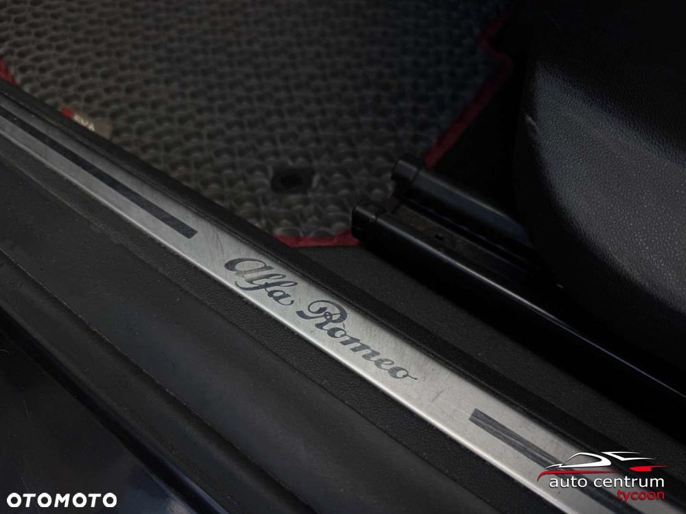 Alfa Romeo Mito - 16