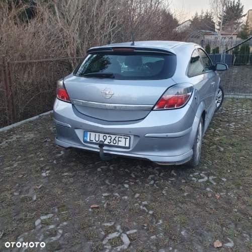 Opel Astra 1.6 Essentia EasyTronic - 3