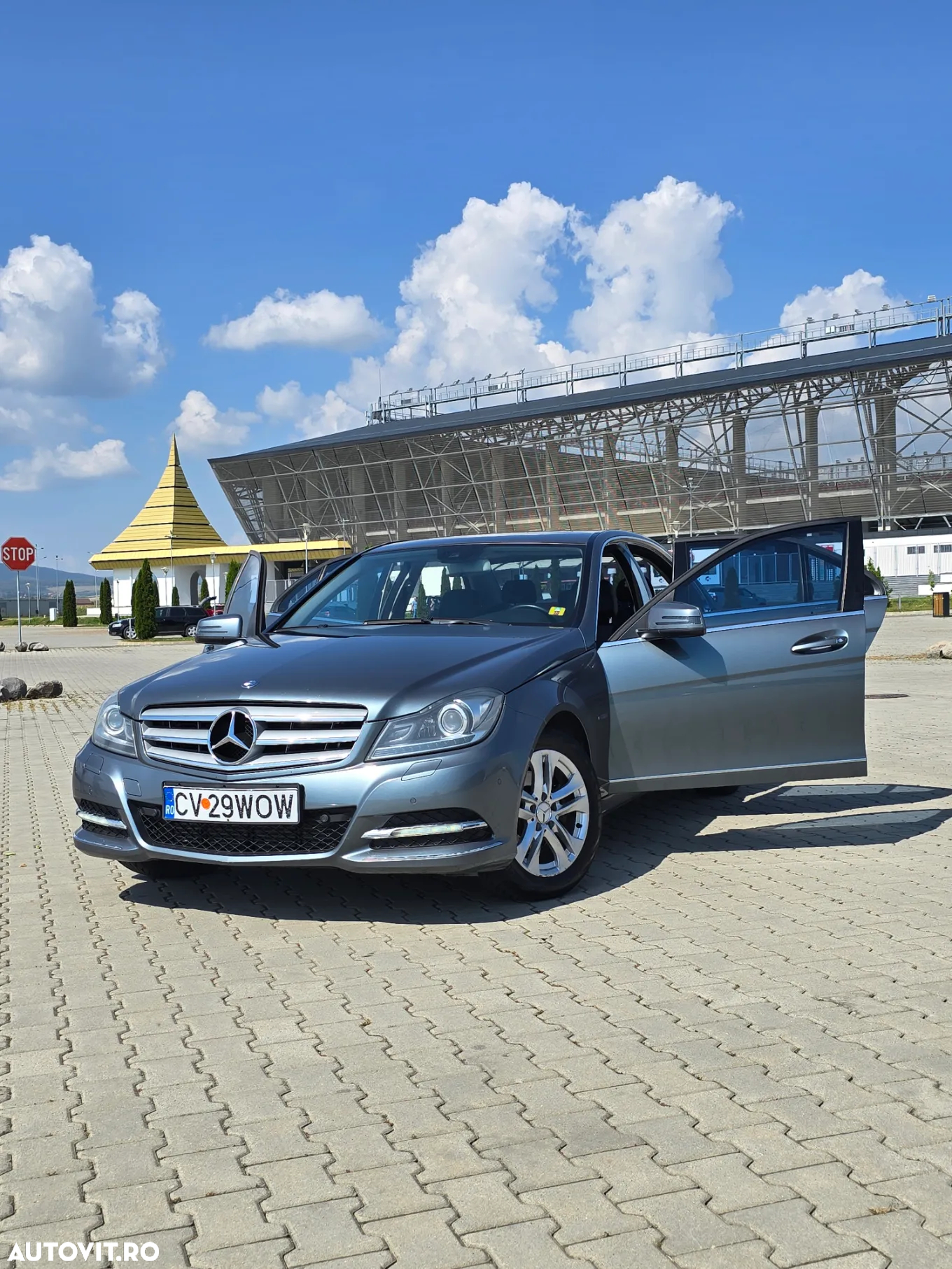 Mercedes-Benz C - 18