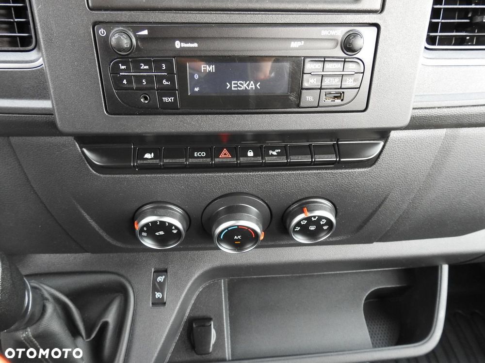 Renault MASTER FURGON BRYGADÓWKA  7 MIEJSC TEMPOMAT KLIMATYZACJA LEDY  135KM - 34