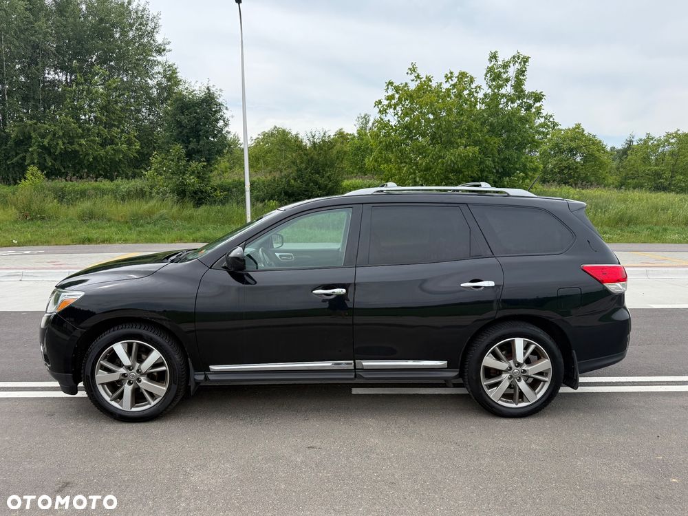 Nissan Pathfinder - 5