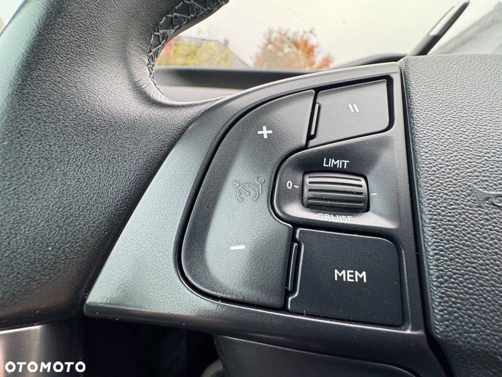 Citroën C4 SpaceTourer Grand BlueHDi 160 Stop&Start EAT8 SELECTION - 39
