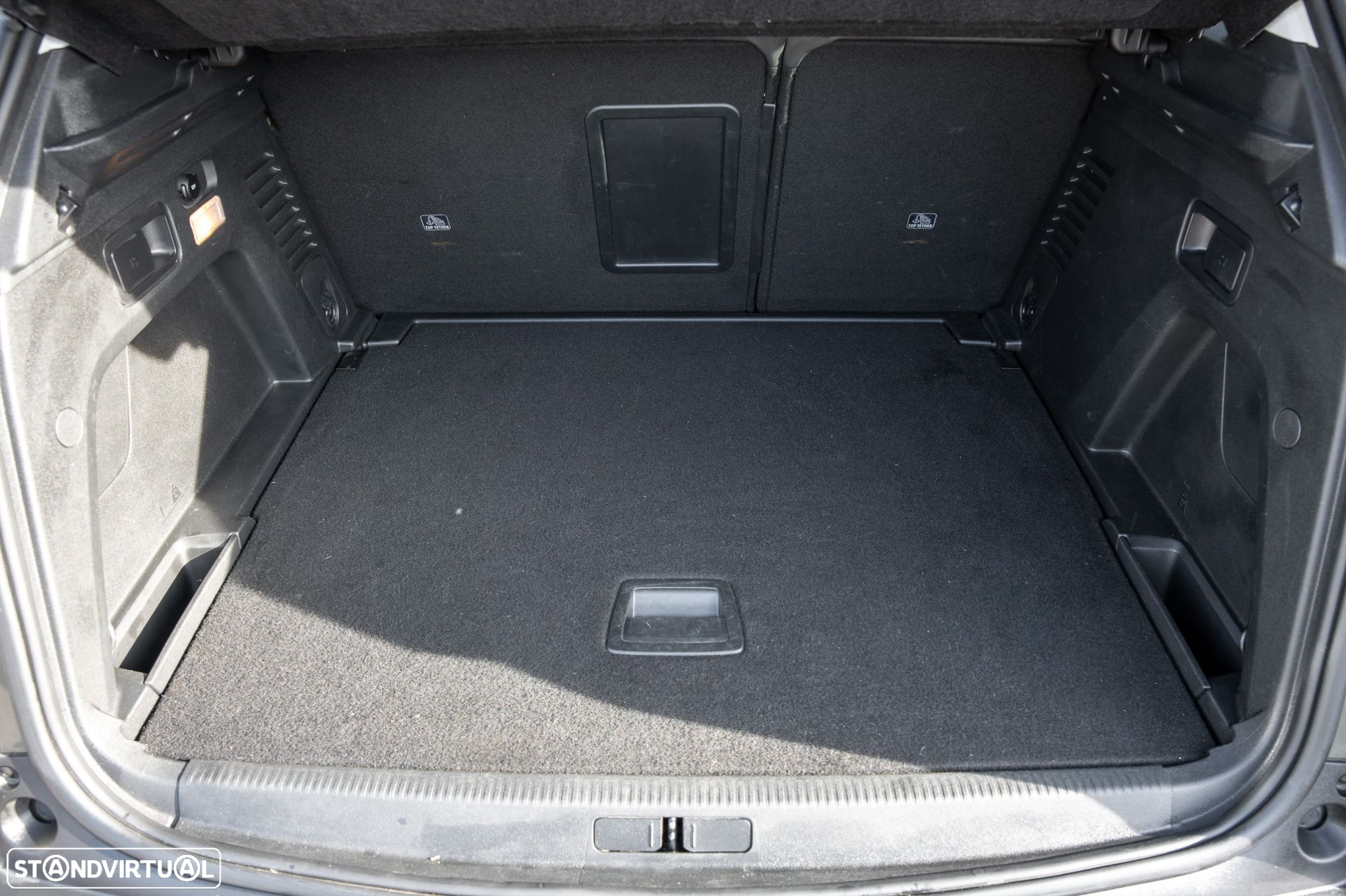 Peugeot 3008 1.5 BlueHDi Allure Pack EAT8 - 27