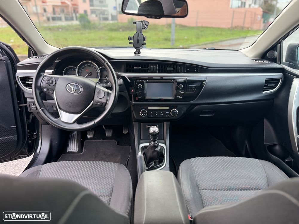 Toyota Corolla 1.4 D-4D - 12