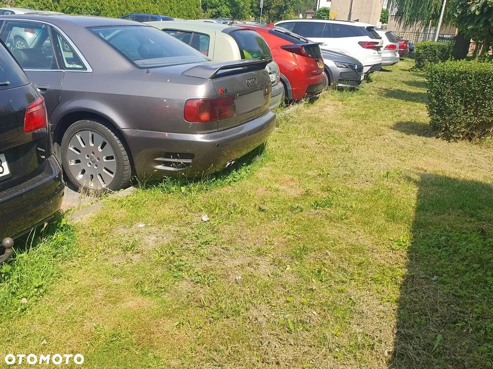 Audi A8 2.8 - 2
