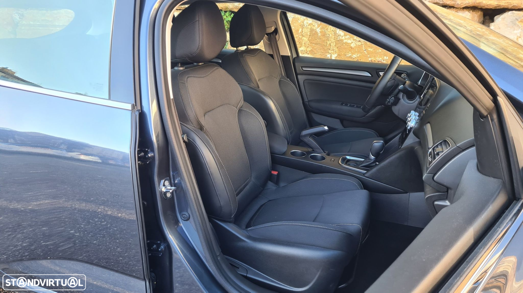 Renault Mégane 1.5 Blue dCi Intens EDC - 40
