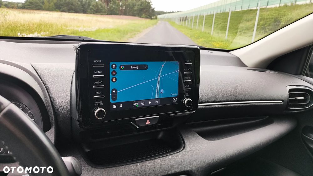 Toyota Yaris 1.5 Comfort - 20