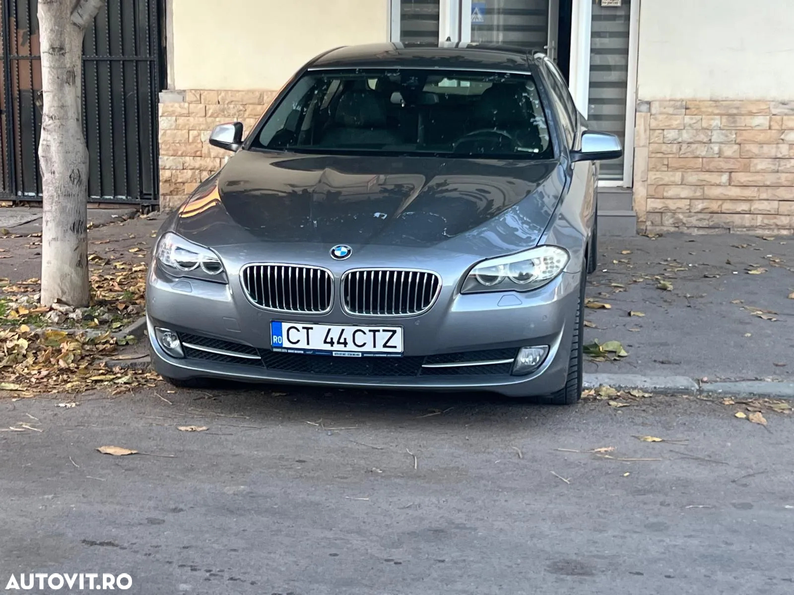 BMW Seria 5 525d xDrive - 2