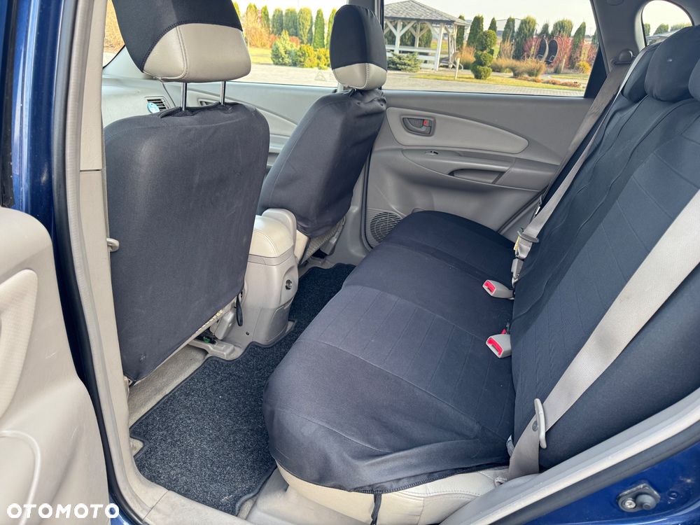 Hyundai Tucson 2.0 CRDi Active - 11