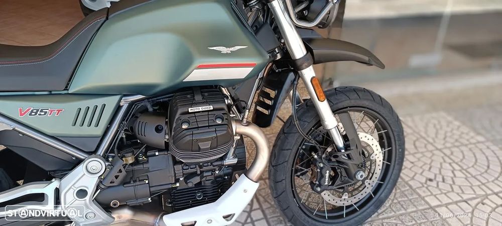 Moto Guzzi V85 Verde Altaj - 13