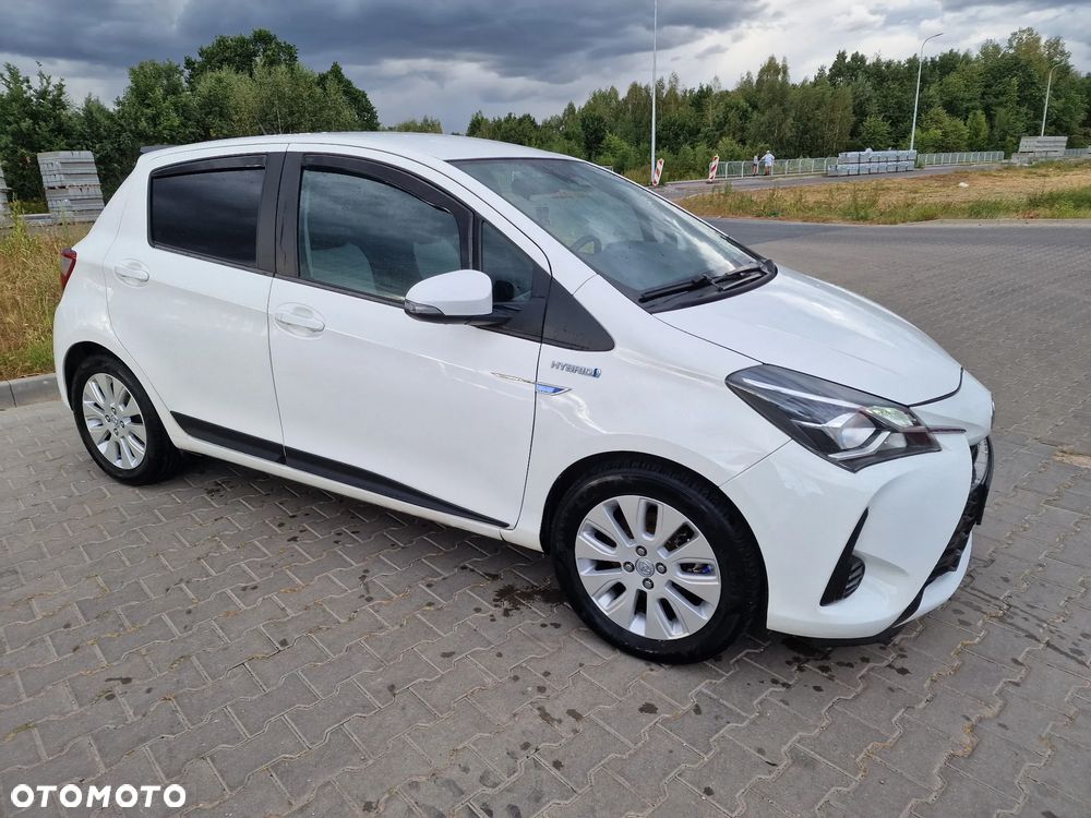 Toyota YARIS - 2