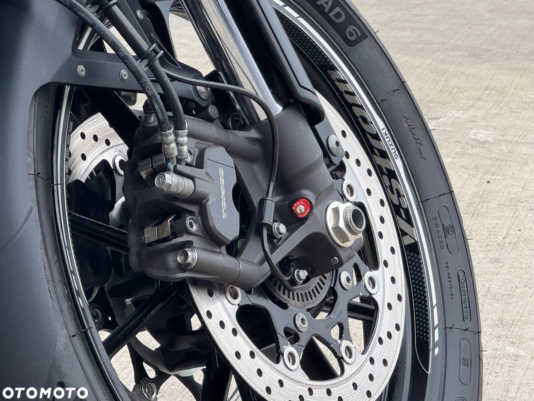 Suzuki V-STROM - 9