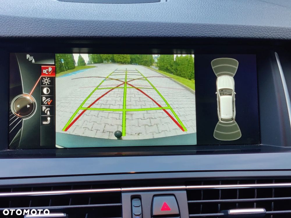 BMW Seria 5 520d - 14