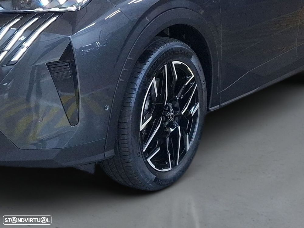 Peugeot 5008 1.6 Plug-in Hybrid Allure e-DCS7 - 4