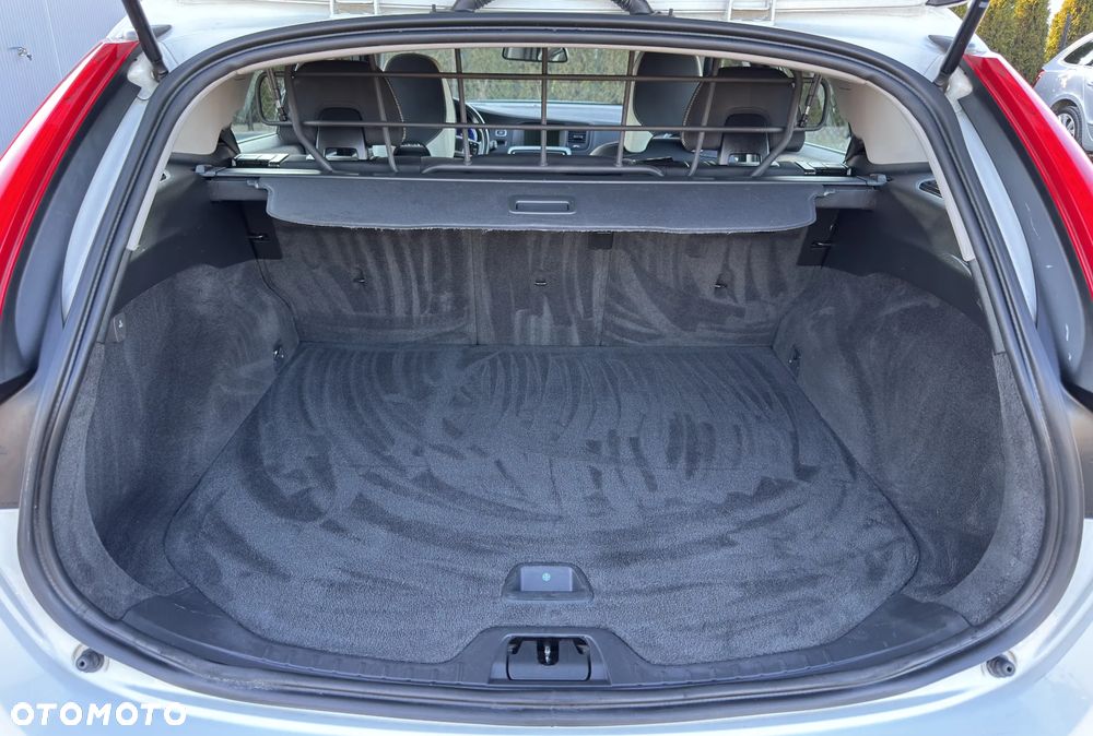 Volvo V60 T5 Geartronic Powershift RDesign - 13