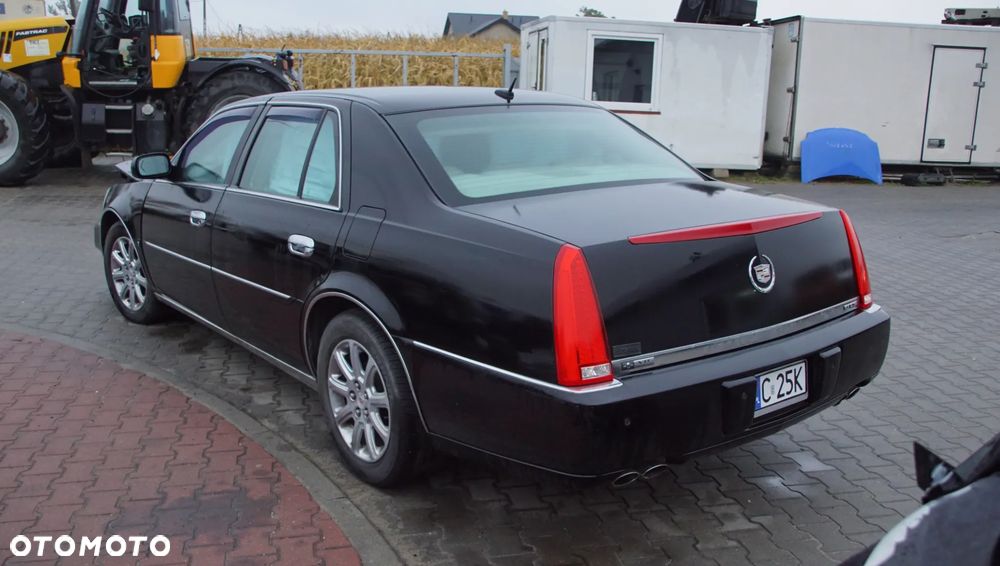 Auto na części - Cadillac DTS 4.6 V8 295 KM LD8 2008R Silnik Skrzynia Drzwi Zderzak Błotnik Lampa Lusterko Szyba Klapa Deska Kokpit Sterownik Moduł Czujnik Licznik Wyświetlacz Kierownica Panel - 5