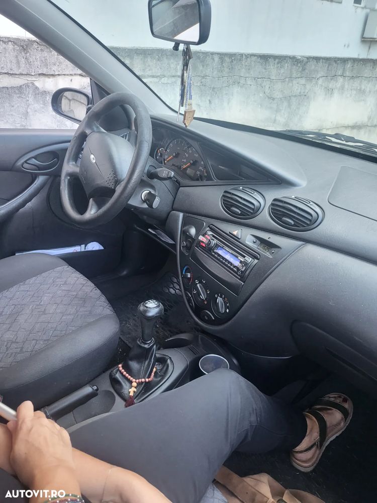 Ford Focus - 3