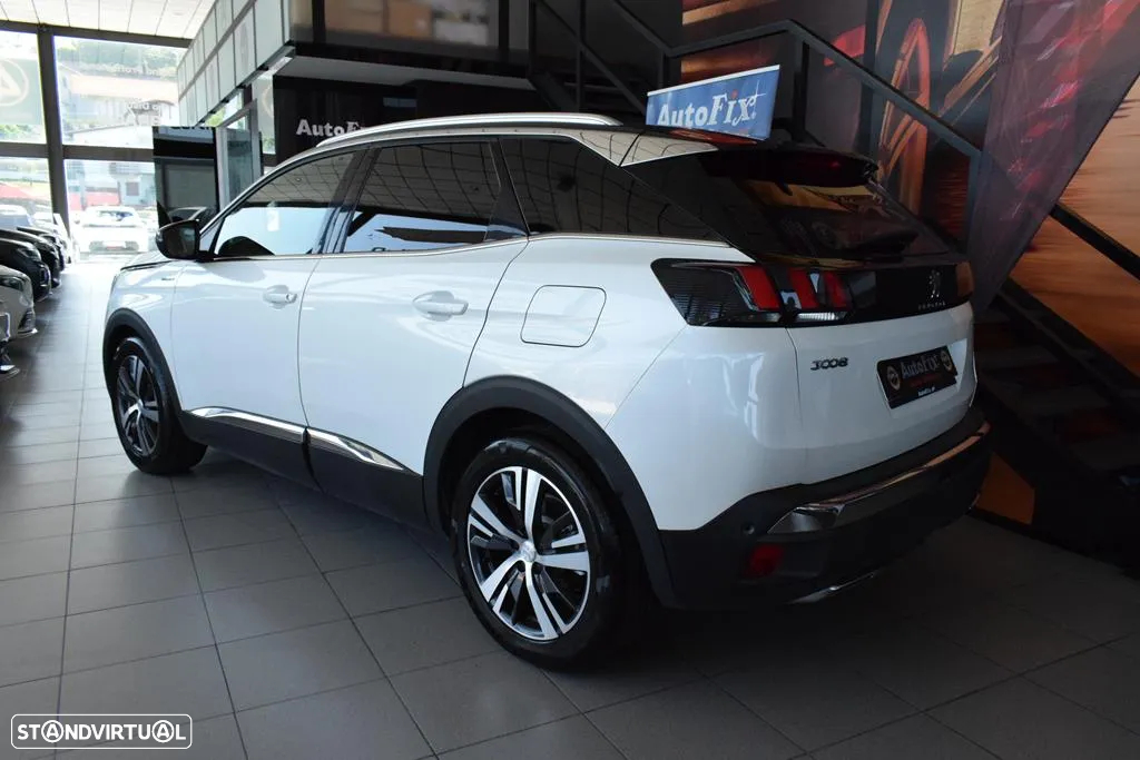 Peugeot 3008 1.6 Hybrid4 GT e-EAT8 - 4
