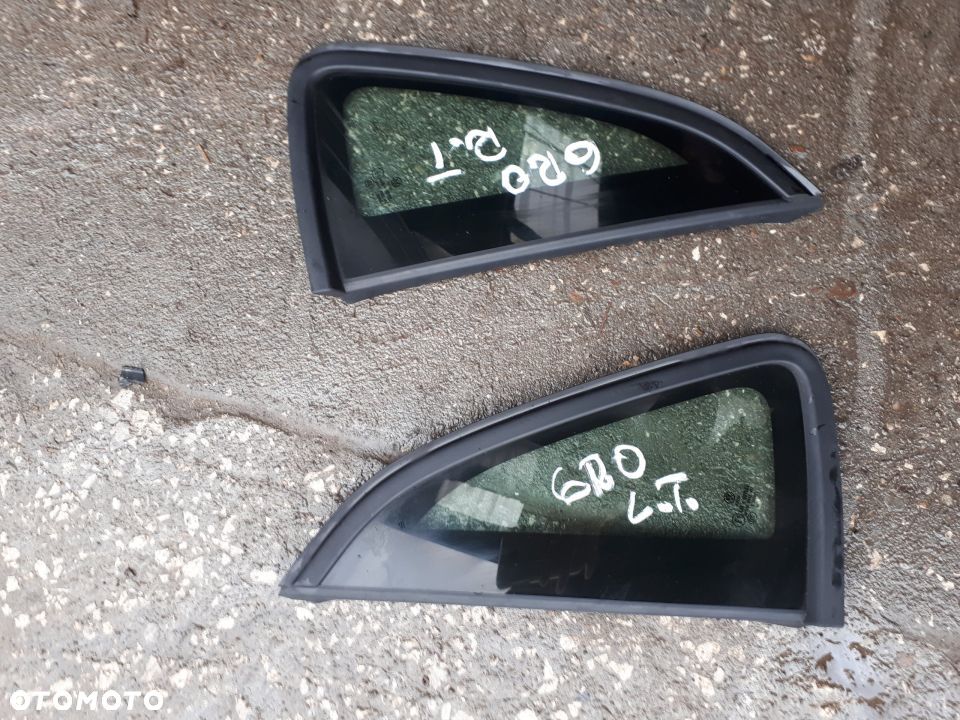 POLO 6R0 5D SZYBA BOCZNA PRAWA TROJKAT 09R 10R - 1