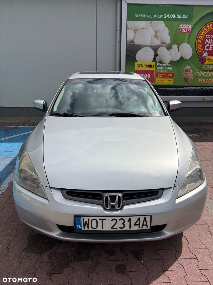 Honda Accord - 1