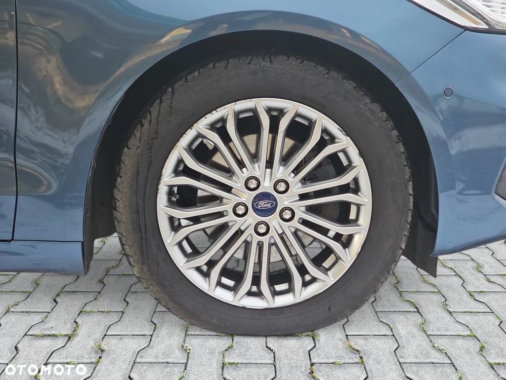 Ford Mondeo 2.0 EcoBlue Titanium - 35
