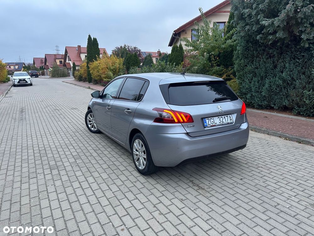 Peugeot 308 - 16