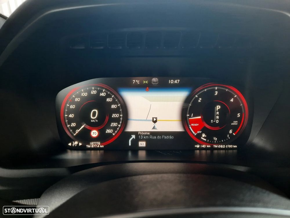 Volvo XC 90 2.0 D4 R-Design - 27