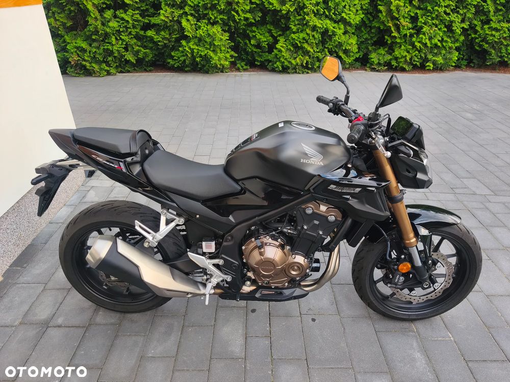 Honda CB - 2