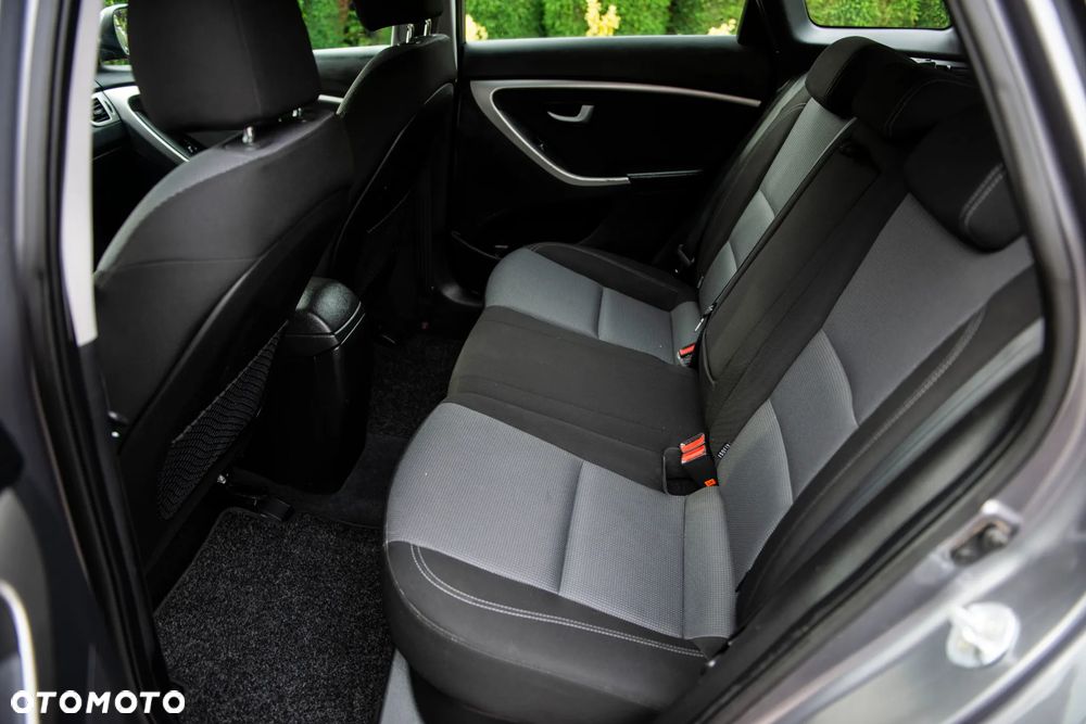 Hyundai i30 1.6 GDI Premium - 31