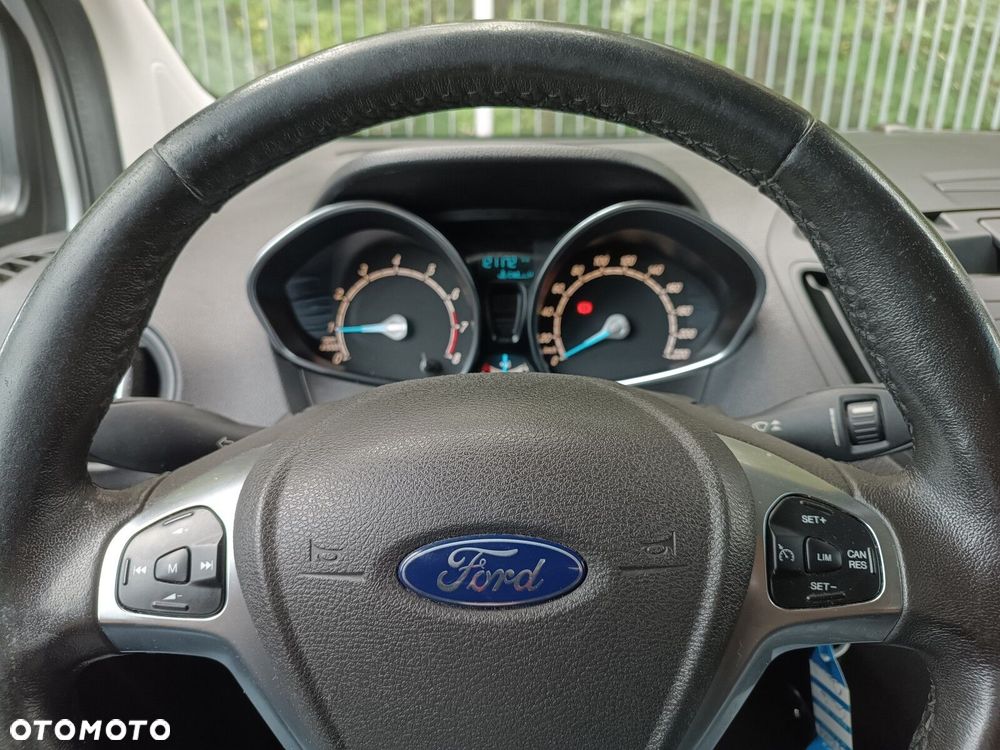 Ford Tourneo Courier 1.0 EcoBoost Trend - 13
