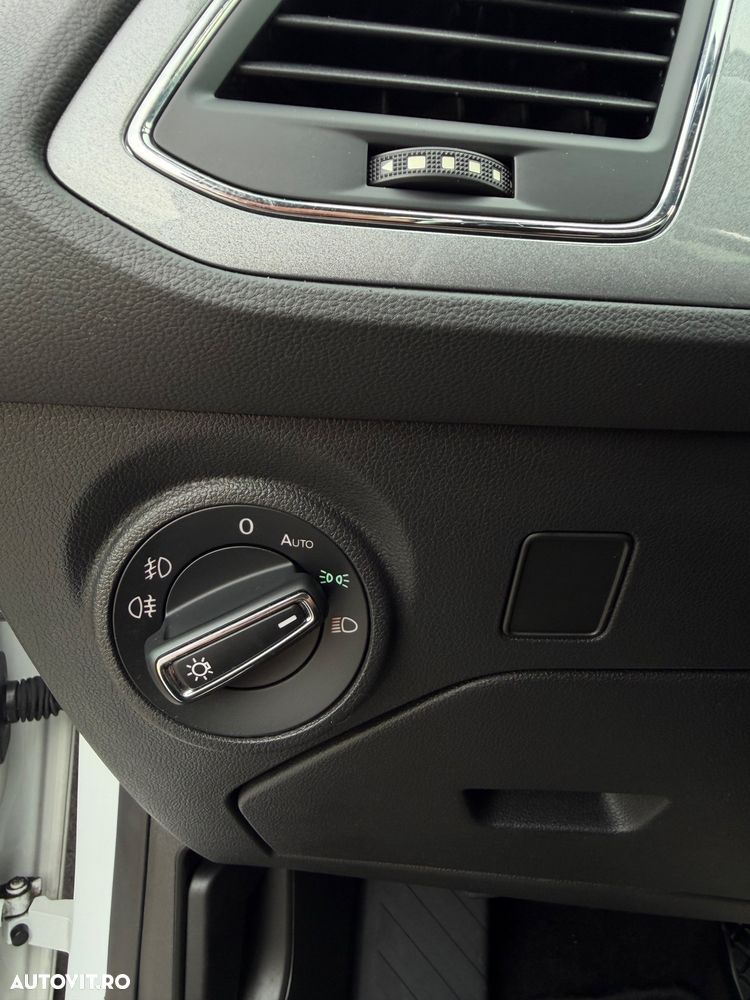 Seat Leon 2.0 TDI DPF DSG FR - 19