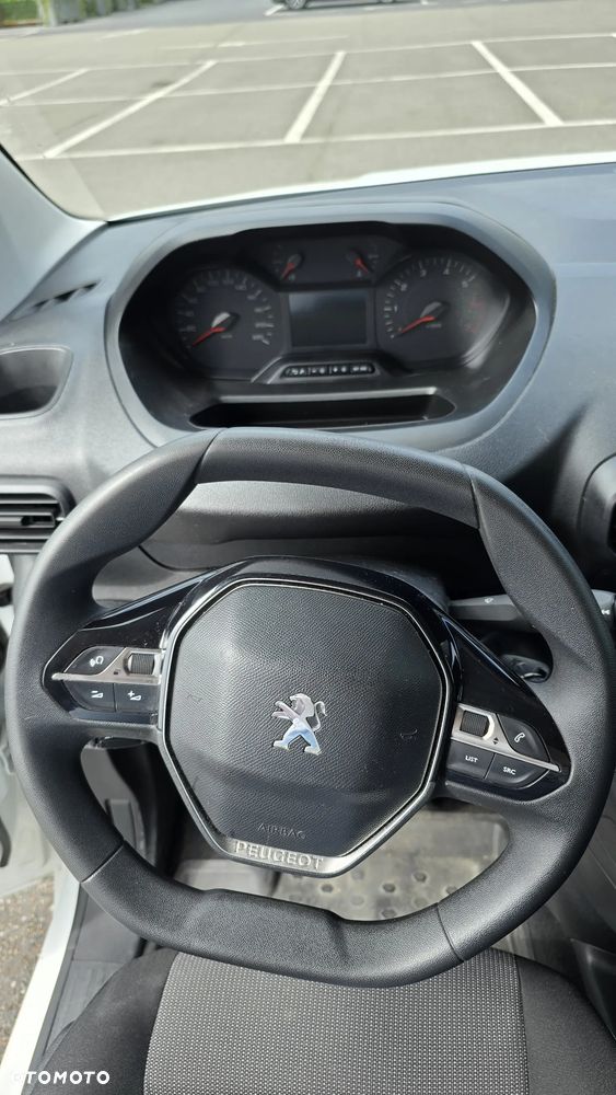 Peugeot Partner - 8