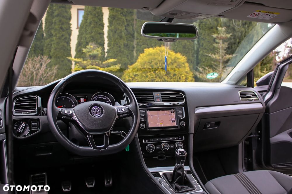 Volkswagen Golf 2.0 TDI BlueMotion Technology Allstar - 20