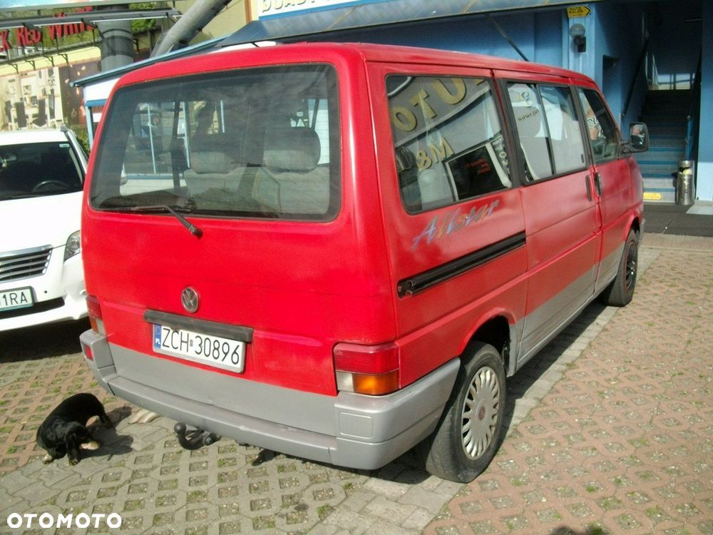 Volkswagen Multivan - 4