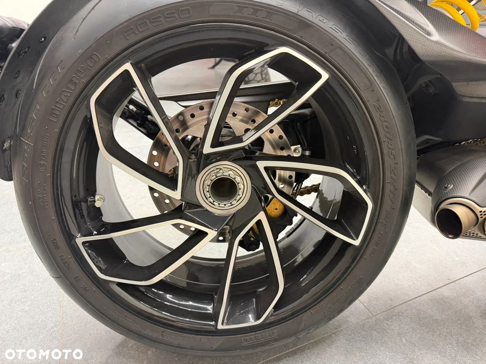 Ducati Diavel - 13