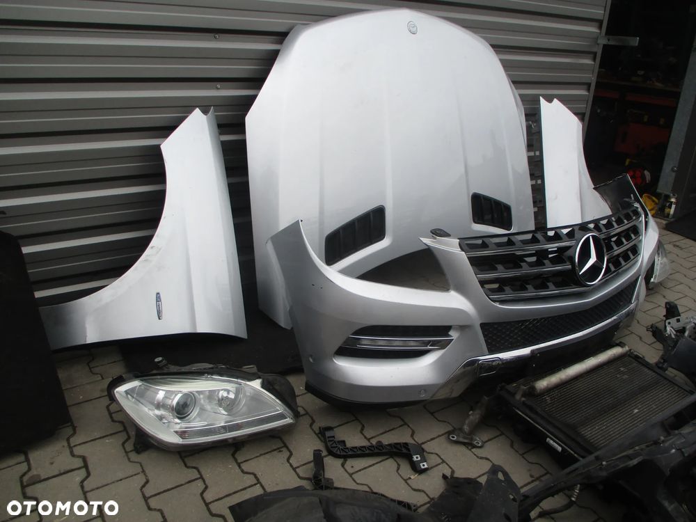 MERCEDES BENZ ML W166 2011- MASKA ZDERZAK KOMPLETNY PRZÓD SREBRNA 775 - 4