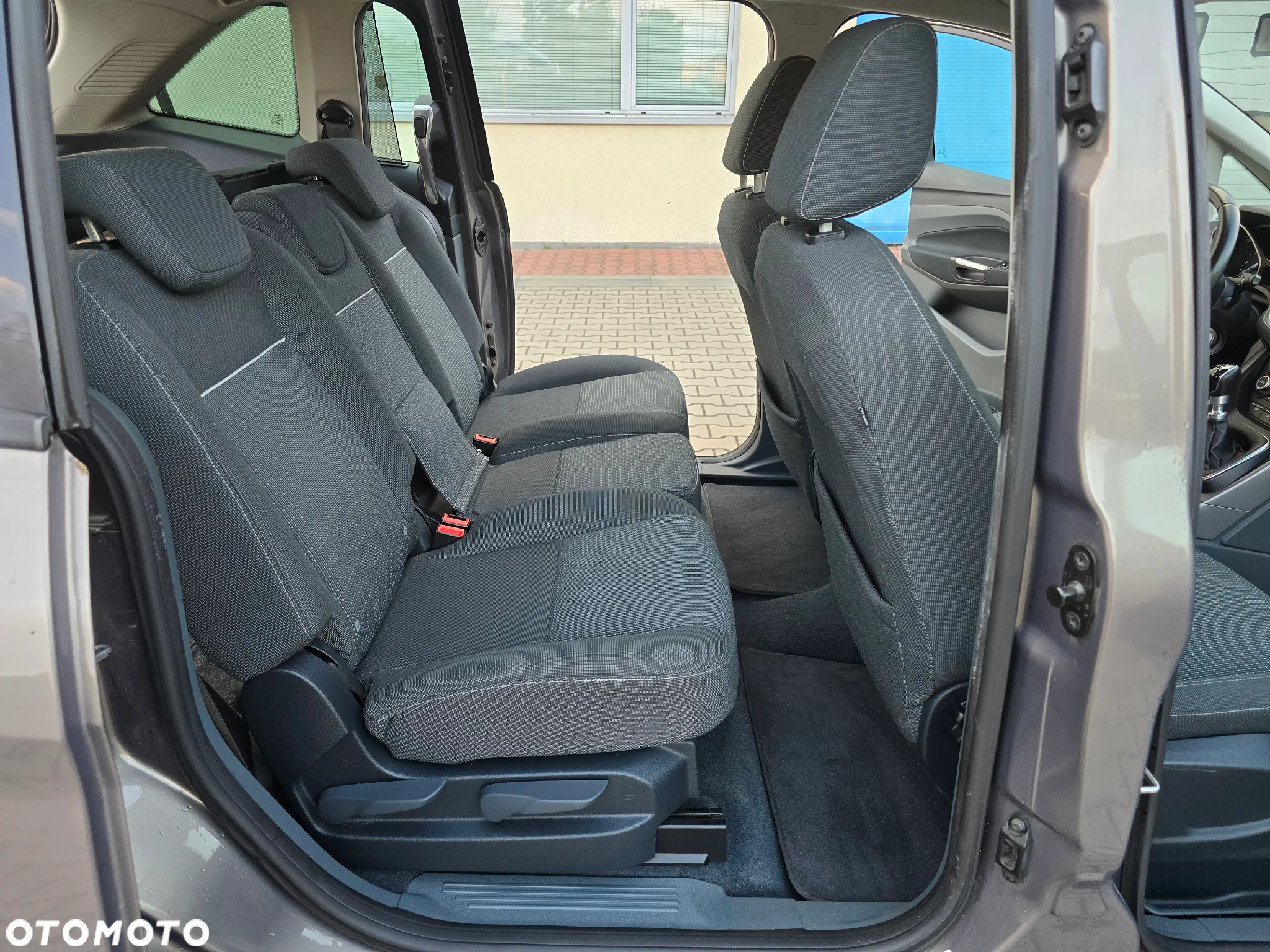 Ford Grand C-MAX 2.0 TDCi Titanium - 18