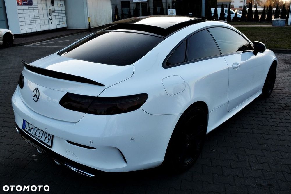 Mercedes-Benz Klasa E 350 d 4Matic 9G-TRONIC Avantgarde - 4