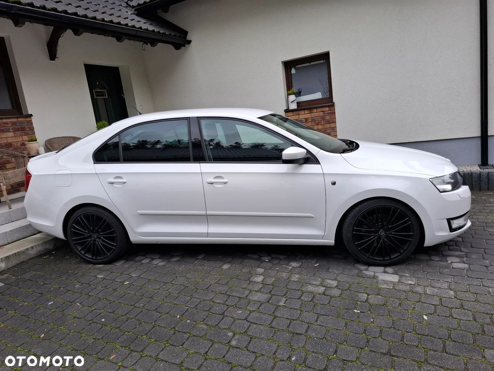 Skoda RAPID 1.4 TSI DSG Ambition - 29